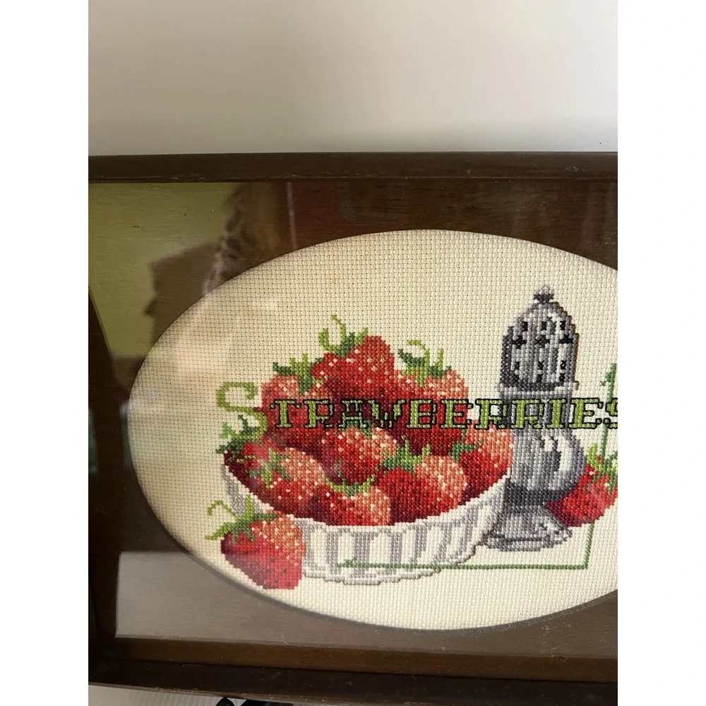 Vintage Needle‎ Point Strawberries Wooden Tray 13